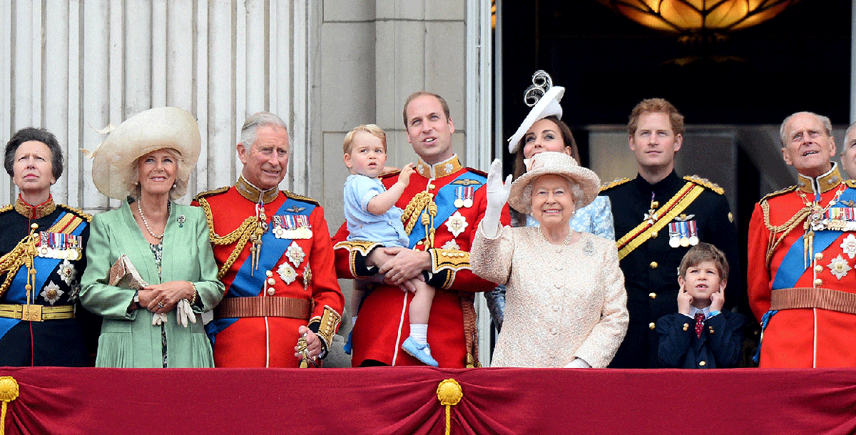 كيف يتم منح الألقاب لأفراد العائلة الملكية البريطانية؟