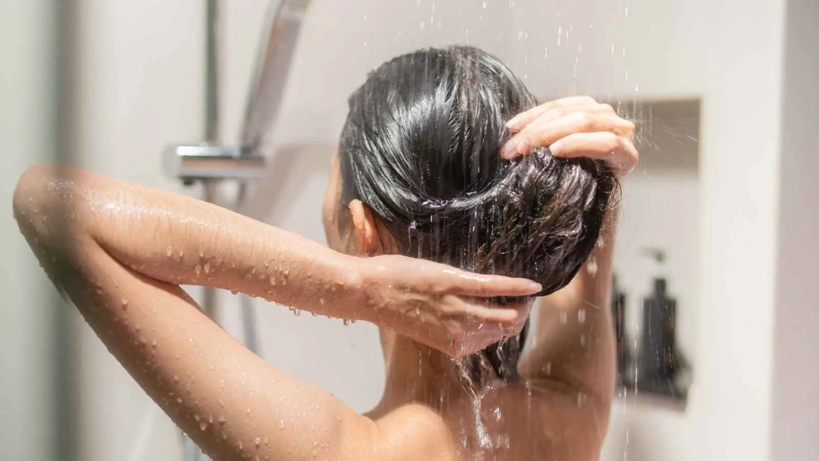 7 فوائد صحية للاستحمام بالماء البارد
