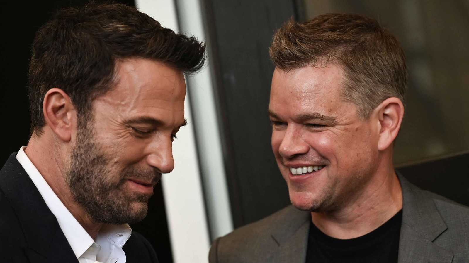 كيف أنفق مات ديمون وبن أفليك أرباح أول فيلم لهما؟