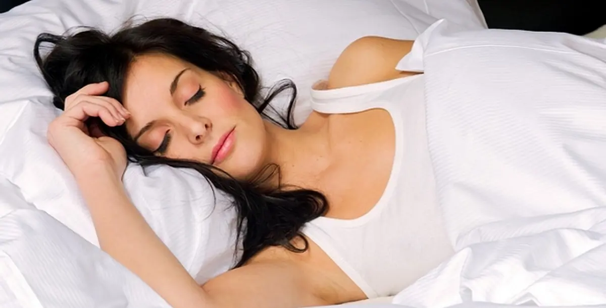 طرق للتخلص من التعرق أثناء النوم