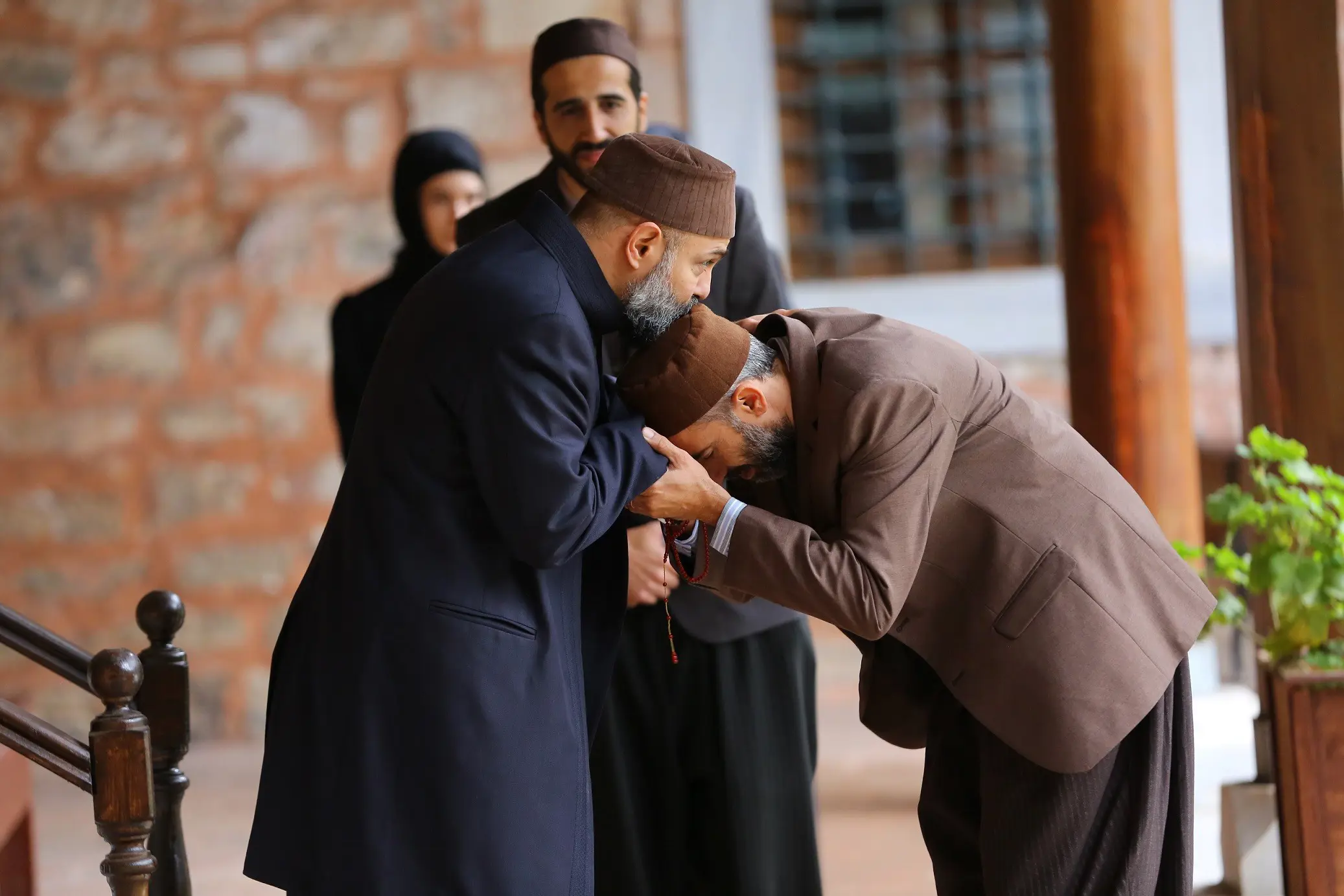 مشهد من مشاهد مسلسل البراعم الحمرائ