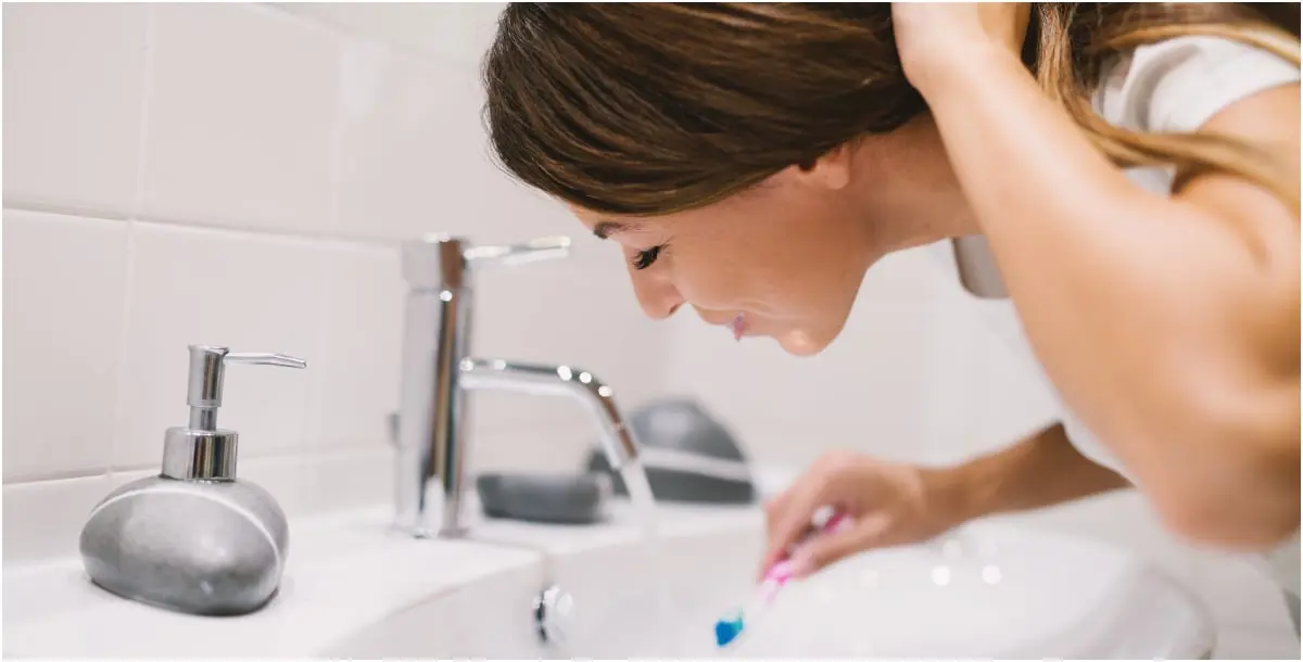 10 استعمالات مبتكرة لغسول الفم.. غير تنظيف أسنانك
