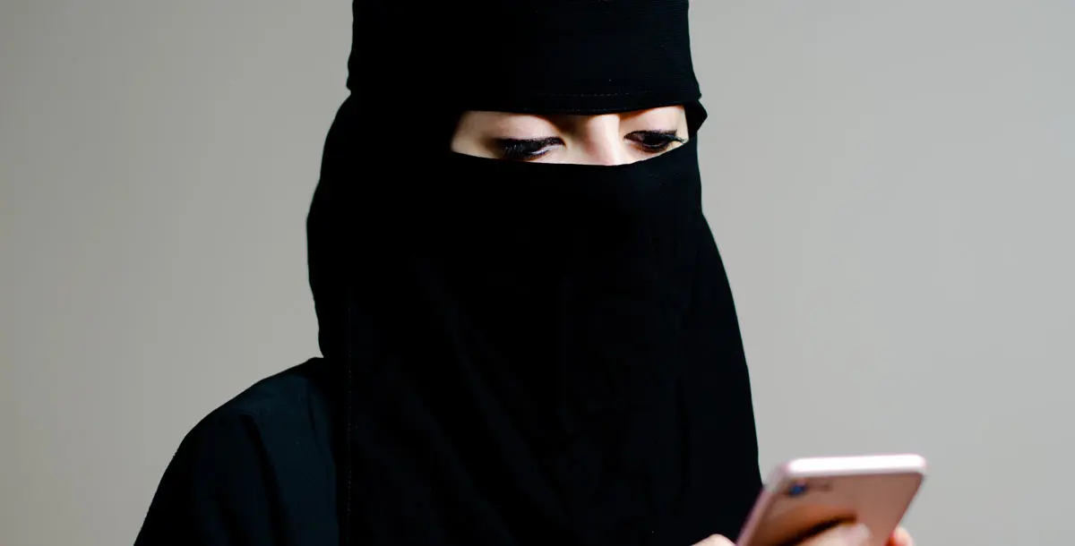 "الانحلال في الشوارع مرفوض".. هاشتاغ يثير المخاوف من مكاسب المرأة السعودية
