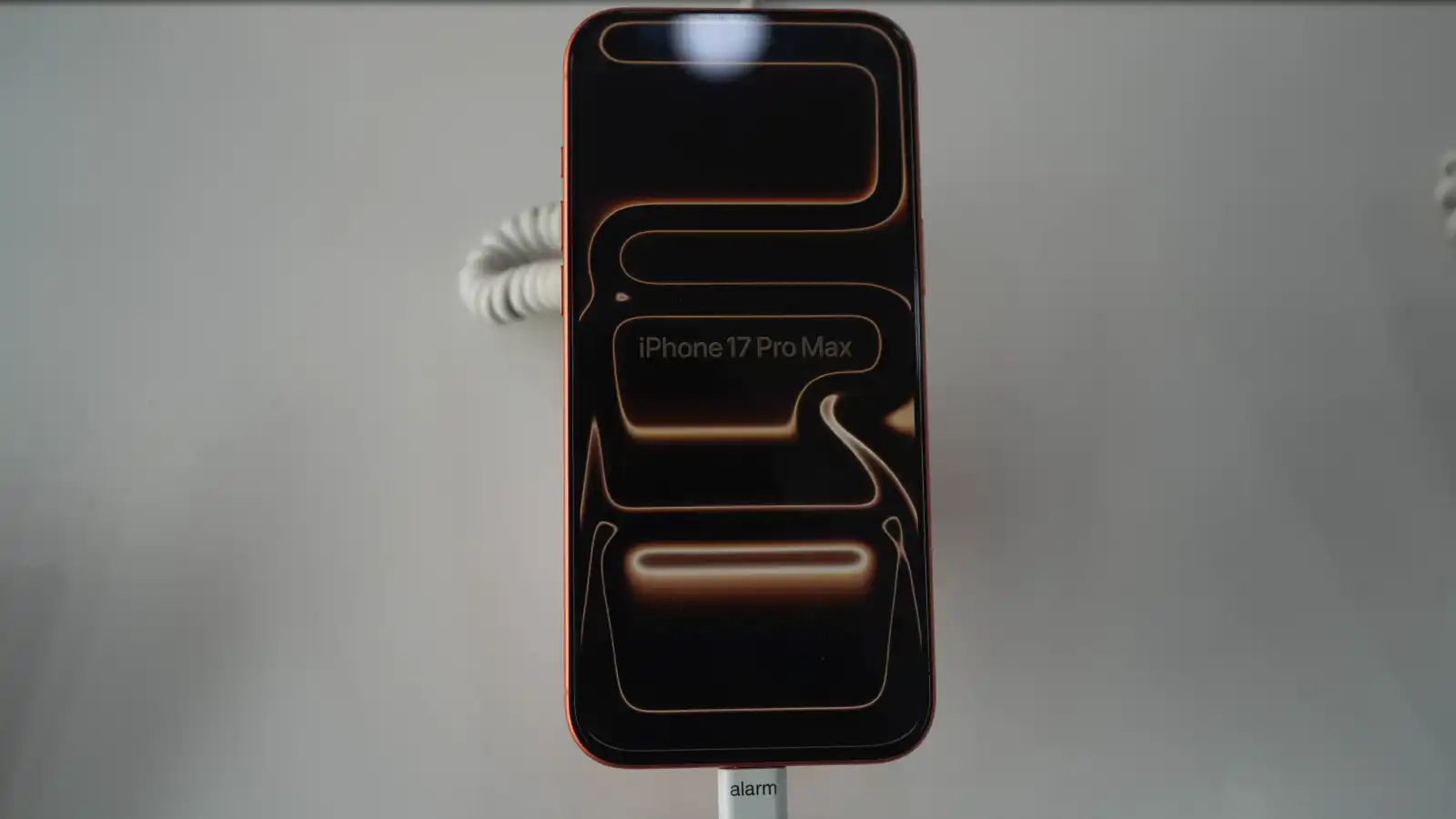 iPhone 17