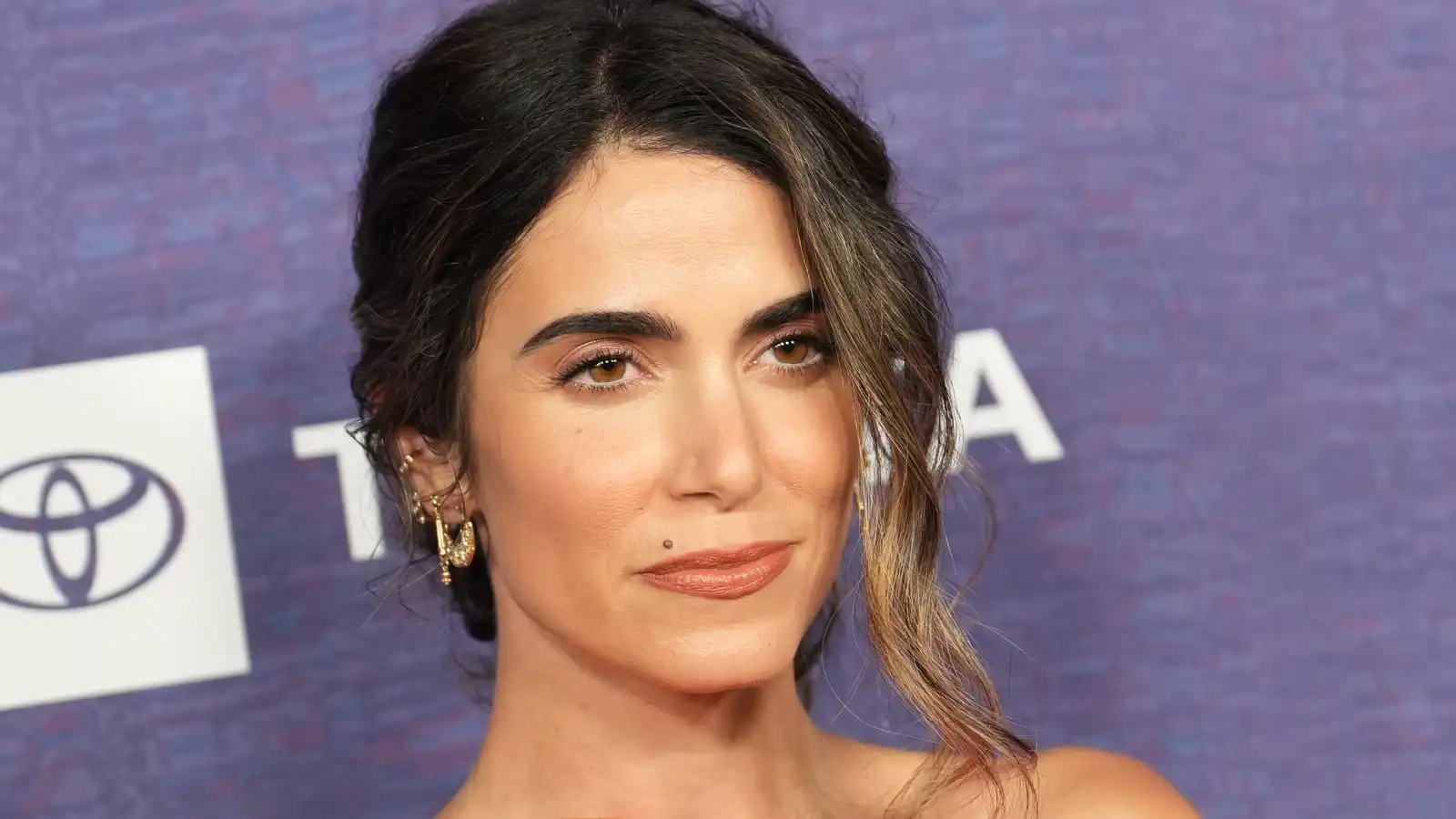نيكي ريد: أرتدي نفس الحذاء منذ 15 عامًا.. والاستدامة غيّرت حياتي