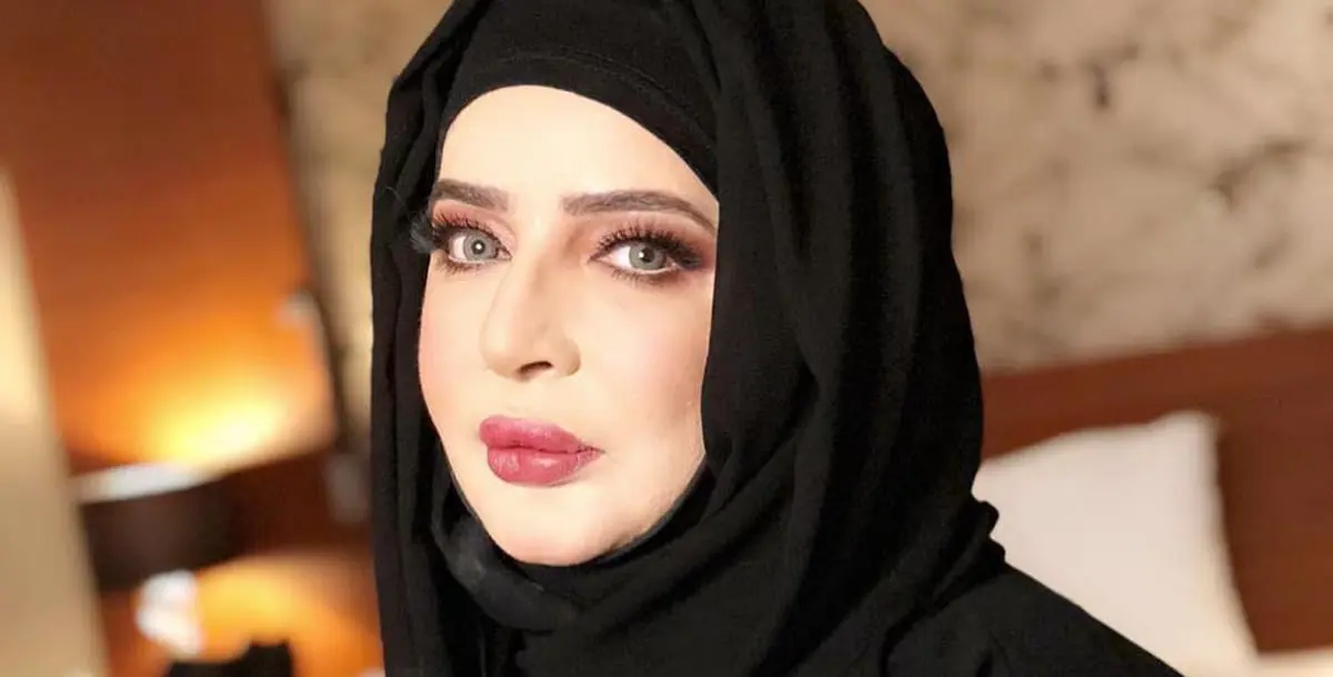 بدرية أحمد بملابس "جريئة" بعد خلع الحجاب.. وتؤكد: "أنا مخطوبة"!