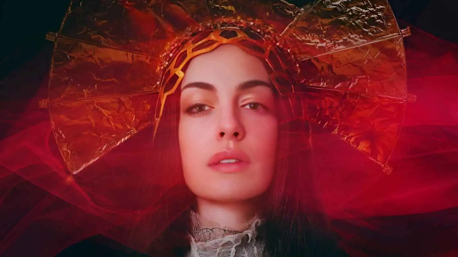 قصة وموعد عرض فيلم MOTHER MARY المرعب لـ آن هاثاواي