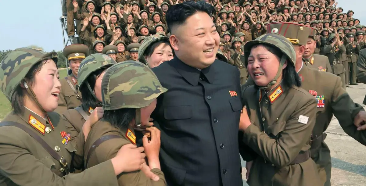 عشيقة زعيم كوريا الشمالية تخطف الأنظار.. واختفاء ملحوظ لشقيقته وزوجته