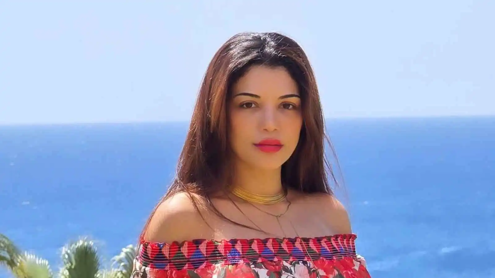 صابرين النجيلي في المستشفى بعد وعكة مفاجئة (صور)
