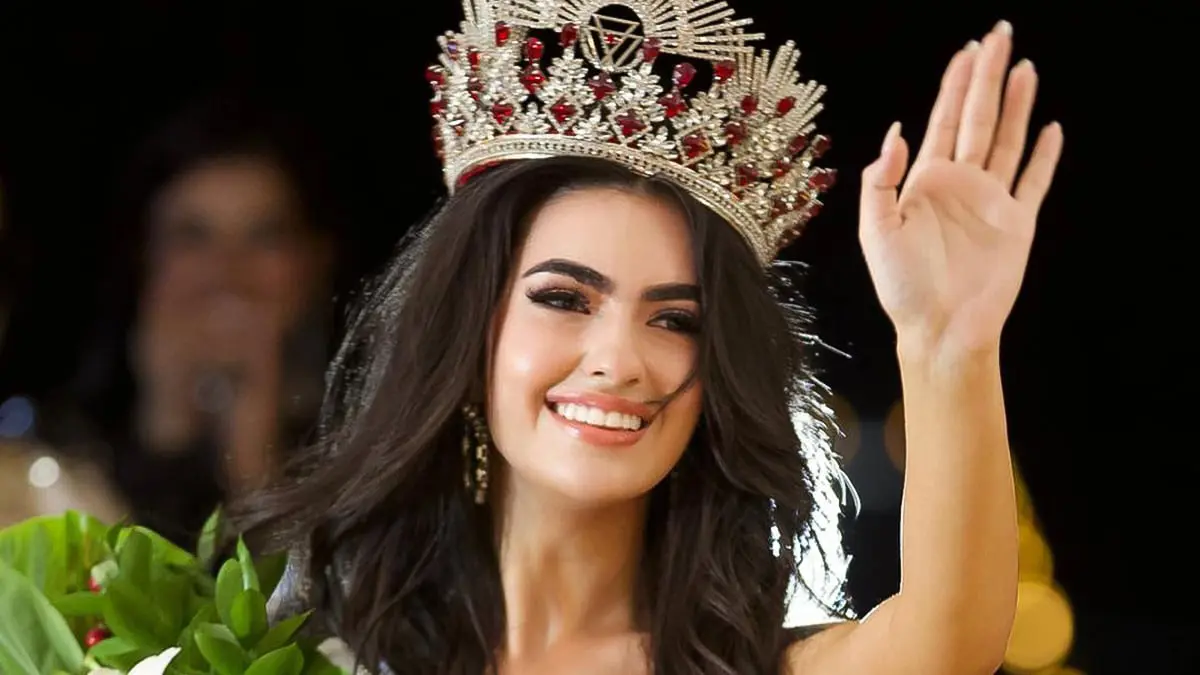 لجين يعقوب ملكة جمال الكون البحرين 2023 
