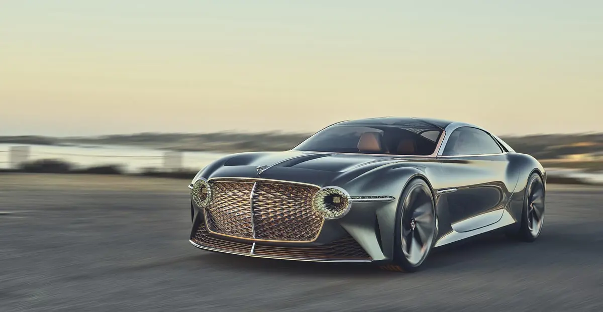 Bentley تطرحُ ديناميكيّة مميّزة لسيارتها المستقبليّة الجديدة EXP 100 GT