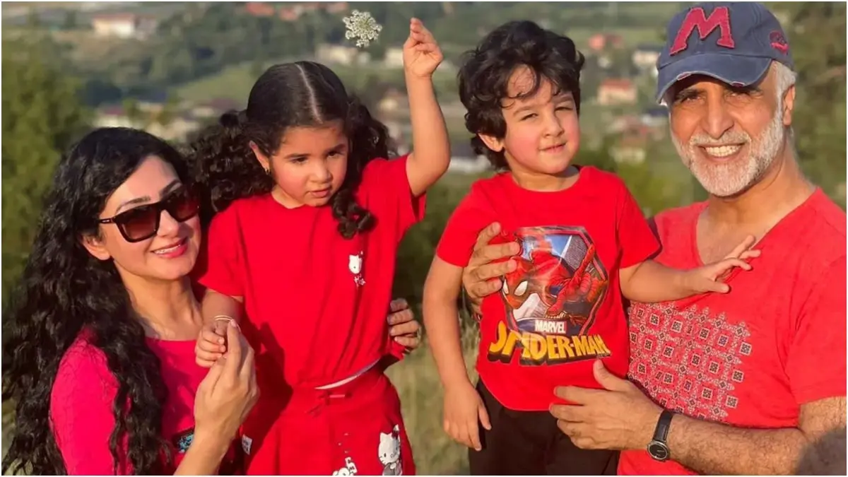 حبيب غلوم وهيفاء حسين يستمتعان في البوسنة ويركبان التلفريك مع ابنيهما