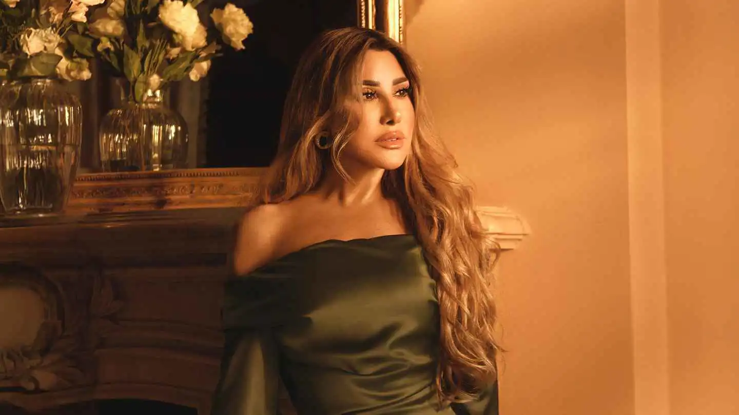 نجوى كرم توجه رسالة لـ لطيفة قبل حفلها في قرطاج