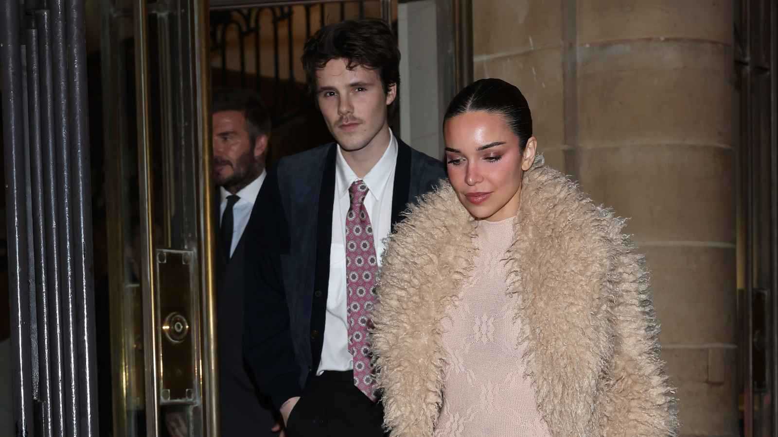 كروز بيكهام يرد على تعليقات فارق العمر مع صديقته 