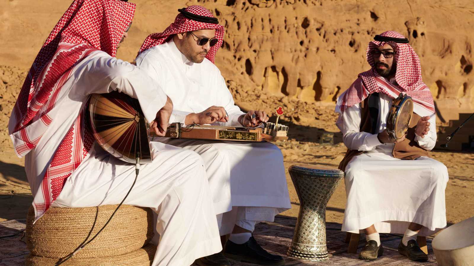 "مهرجان فنون العلا" مشهد نابض يحتفي بالإبداع