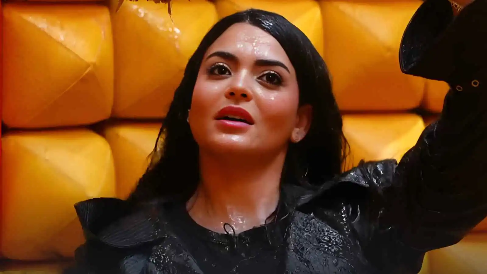 أسماء جلال تنفجر غضبًا في مقلب "رامز ليفل الوحش"