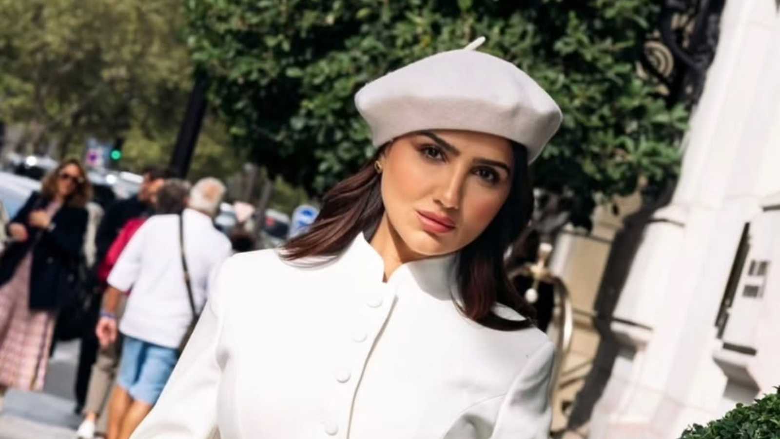 مي عمر تعلن انضمام سوسن بدر لمسلسل "الست موناليزا"