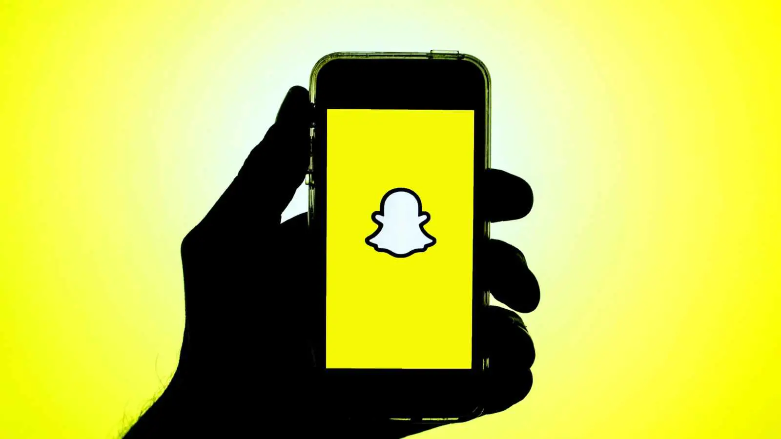 الأسباب الكاملة لتعطل سناب شات وأمازون وفودافون