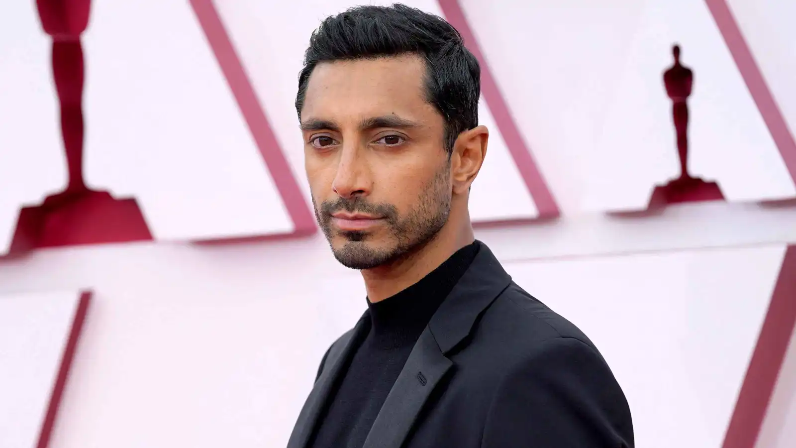 ريز أحمد أمير مضطرب في Hamlet