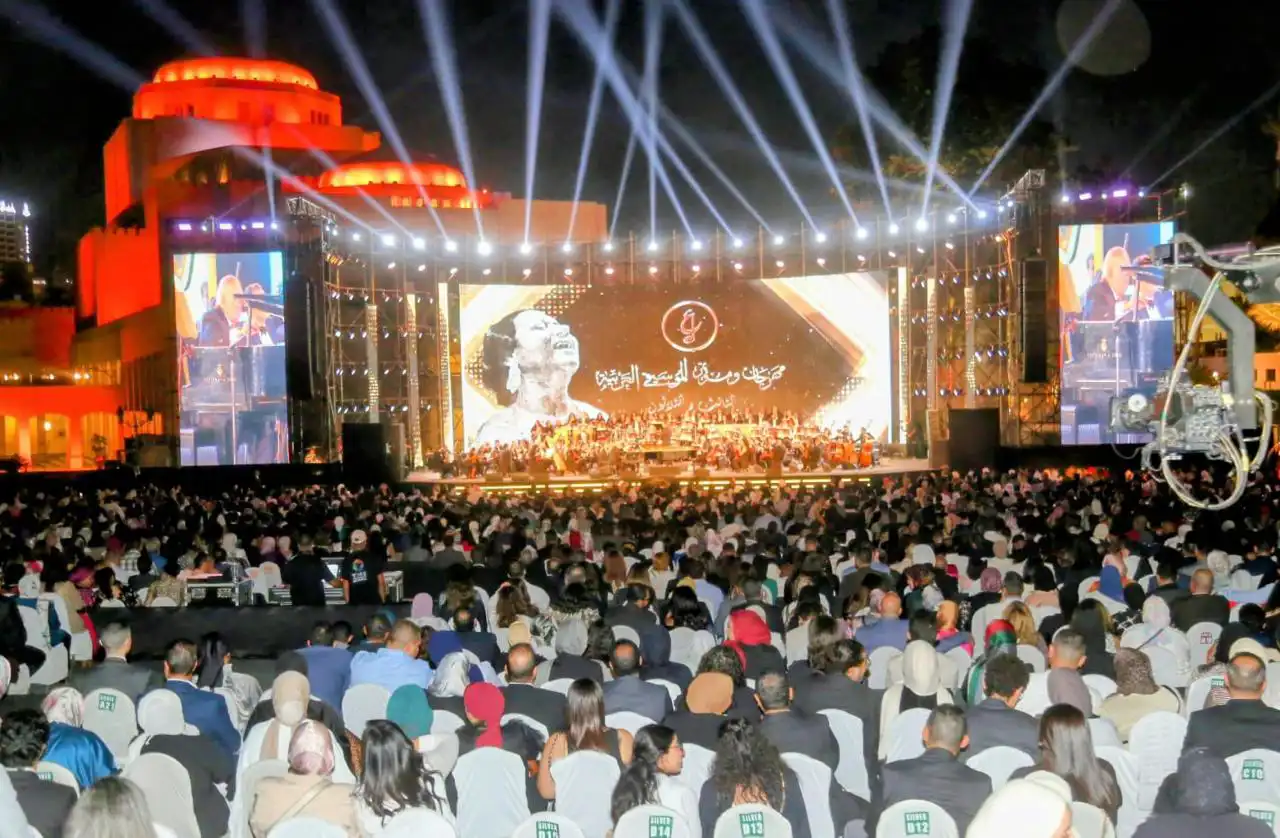 عمر خيرت يعزف على قلوب جمهور مهرجان الموسيقى العربية (صور) 
