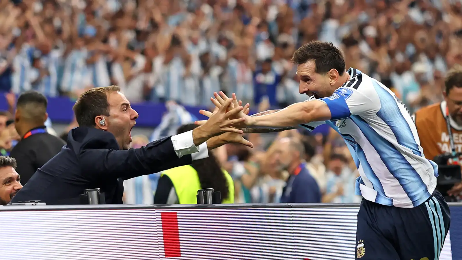 من هو الرجل الذي خصّه ميسي باحتفال استثنائي في كأس العالم 2026؟