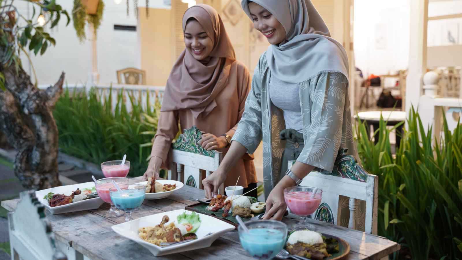 إتيكيت الإفطار والمائدة العائلية الناجحة في رمضان