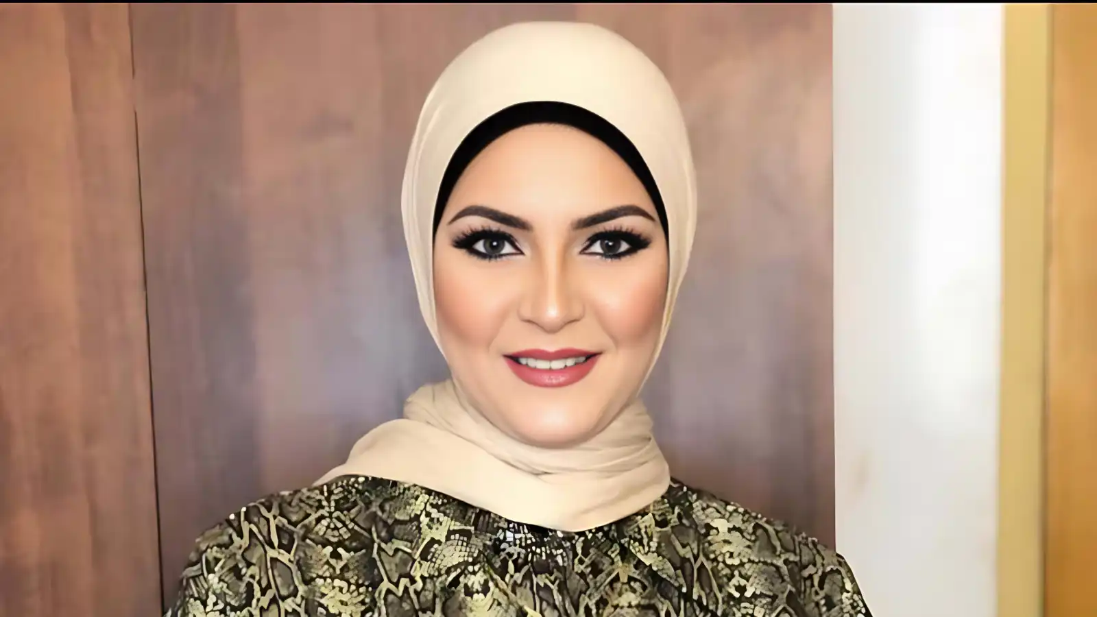 منال عبد اللطيف من دون حجاب.. أحدث ظهور يثير الجدل