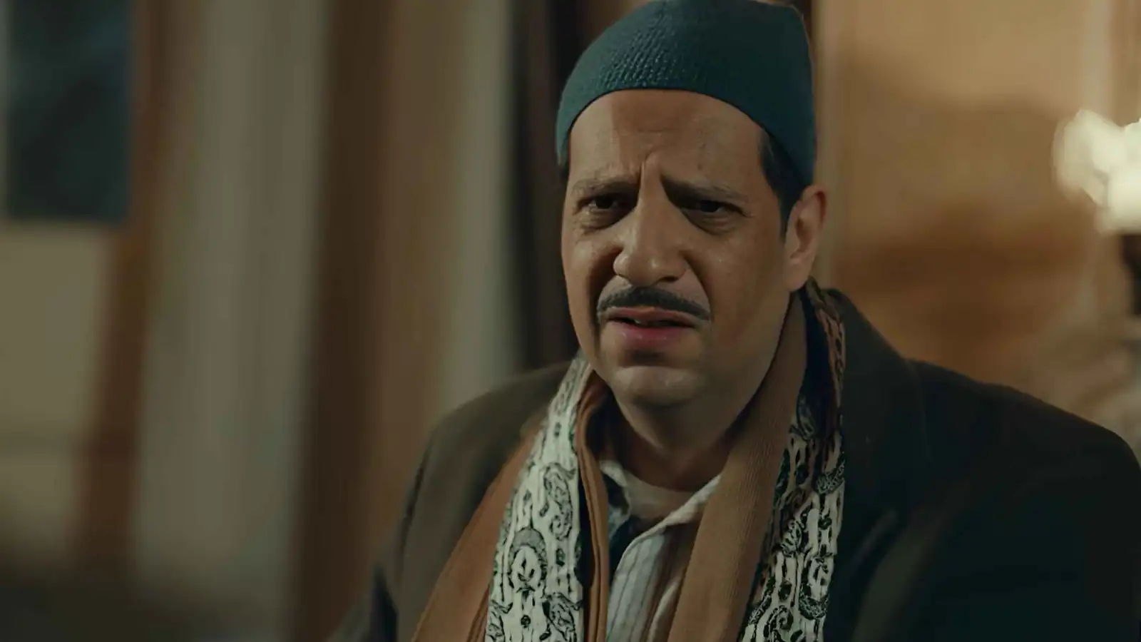 الحلقة 14 من "النص التاني".. أسرار تتكشف ومراقبة في الخفاء