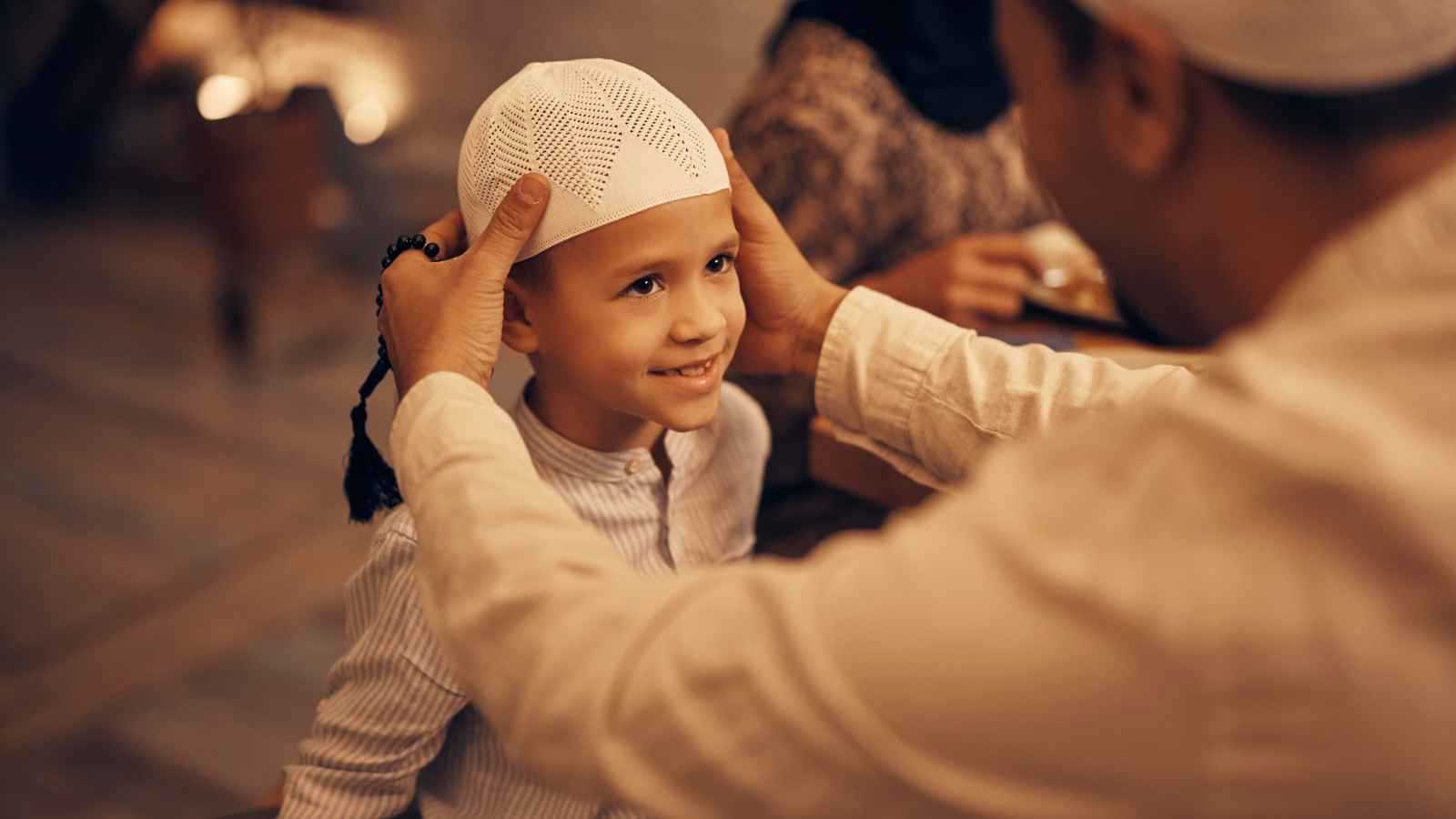 الطفل غير الصائم وكيف نحتويه في رمضان