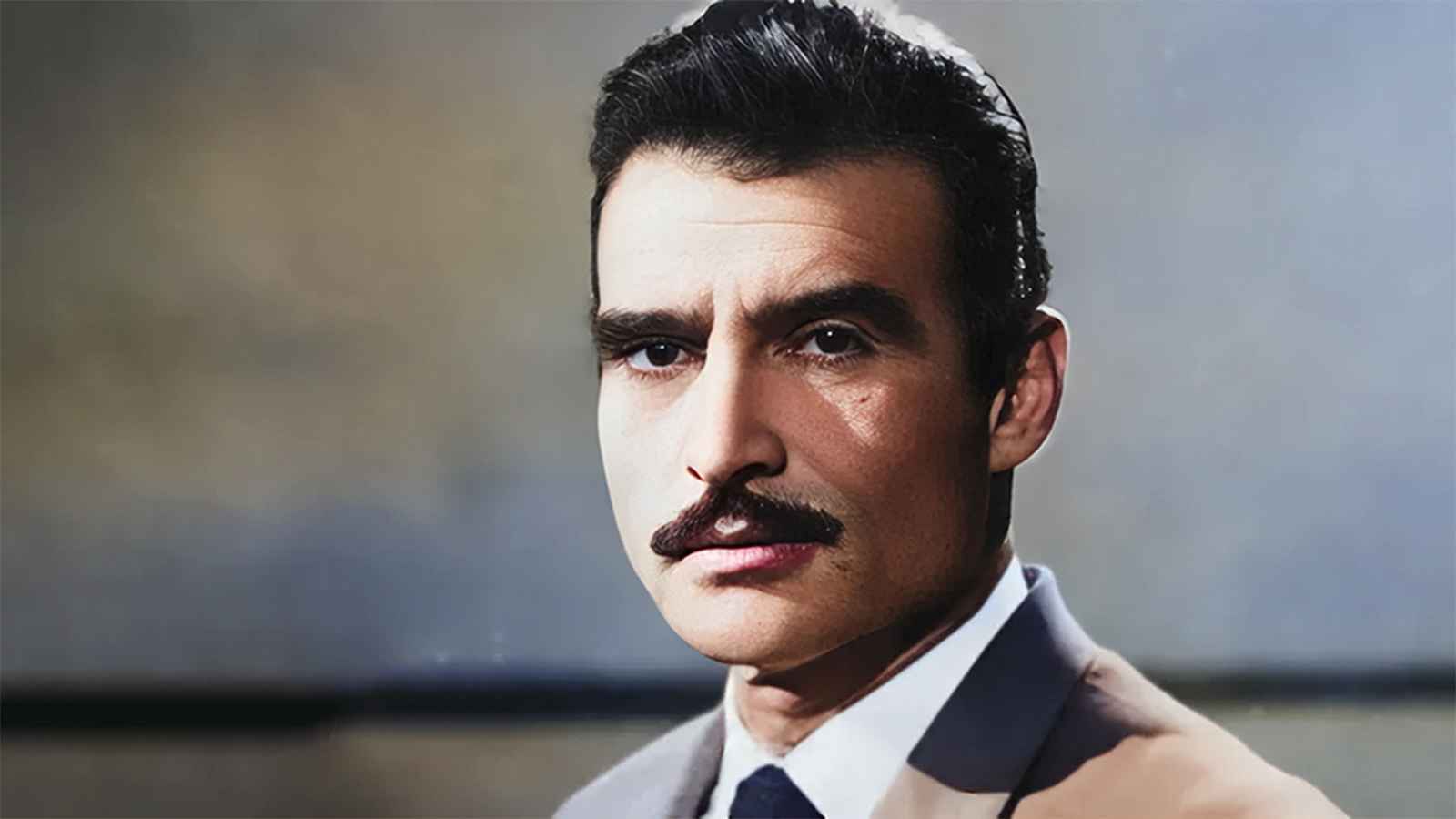الفنان المصري أحمد مظهر ذكرى ميلاده