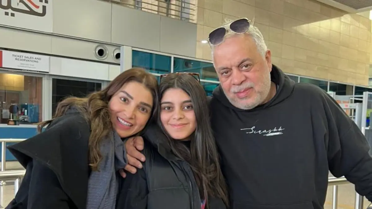 نقيب الممثلين المصريين يدعم ابنته في تجربتها الأولى