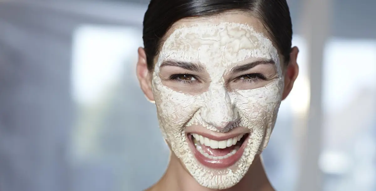 تعرفي على الفوائد السحرية لغسل الوجه بـ"بيكربونات الصوديوم"