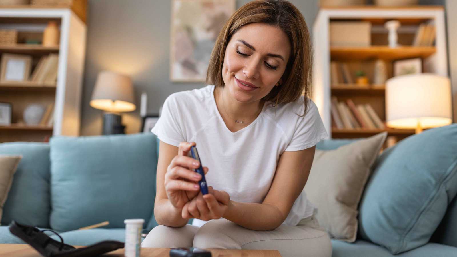 3 عوامل تؤثر في سكر الدم أكثر من الطعام