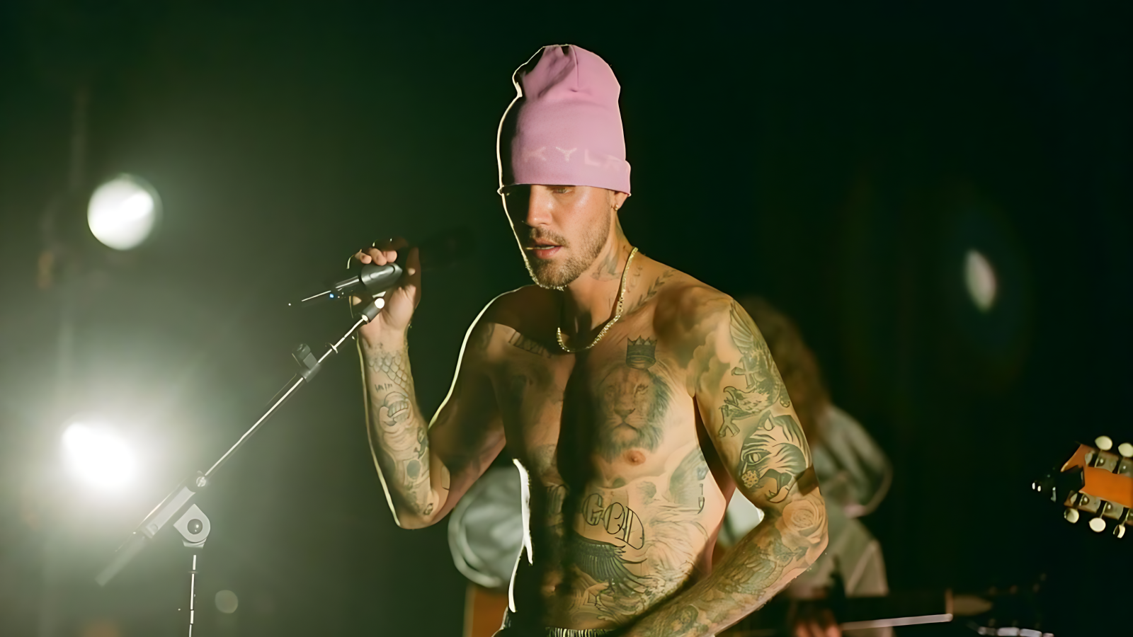 جاستن بيبر يقدم أسوأ حفل في "مهرجان كوتشيلا" 