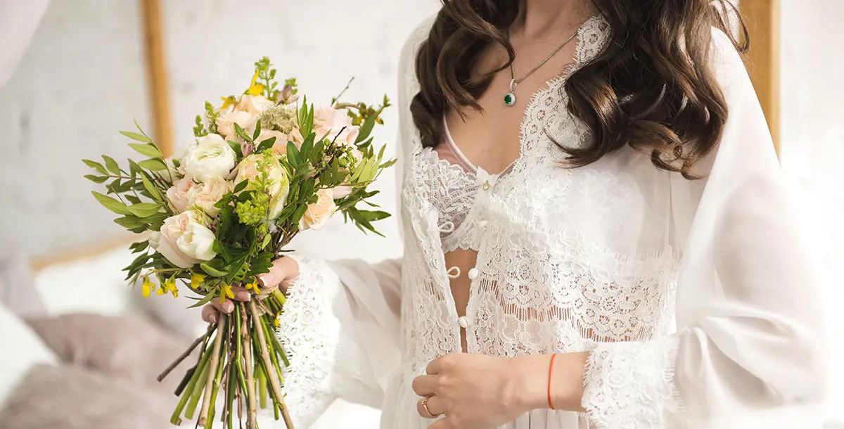 كيف تختارين الملابس الداخلية المناسبة لفستان زفافك؟
