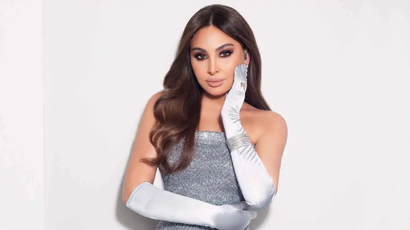 إليسا تساند عزيز الشافعي بعد أزمة "بحرية" والأخير يرد