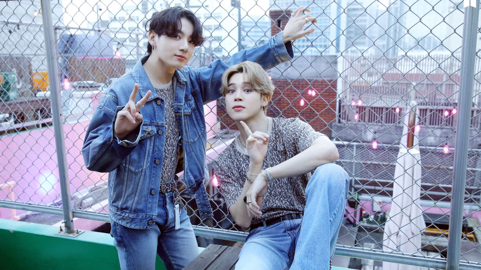 نجما فرقة bts 