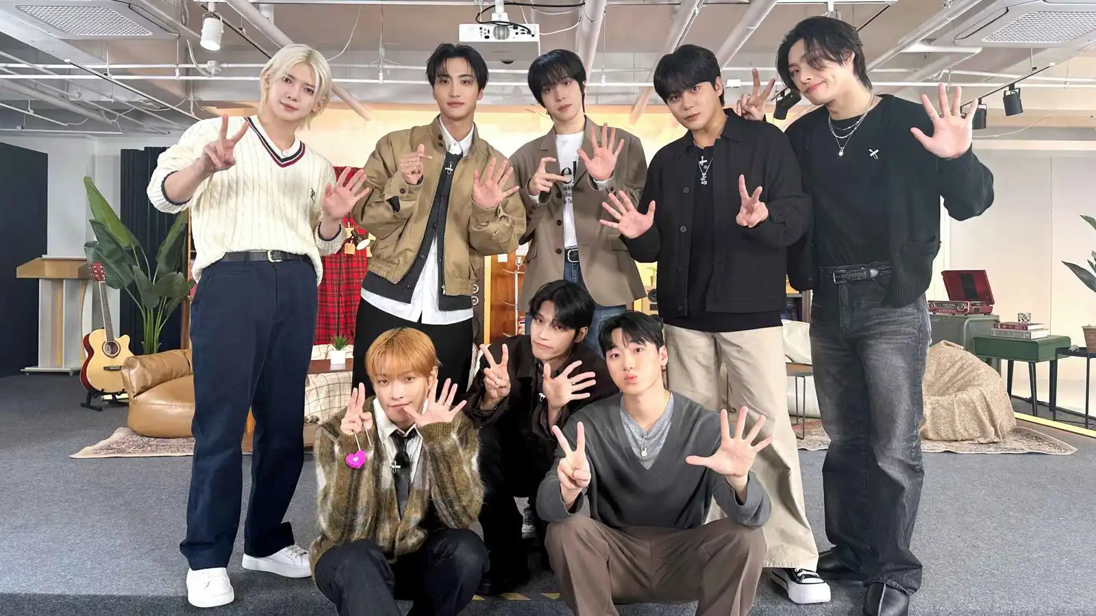 التفاصيل الكاملة لحفل ATEEZ وBamBam في جدة