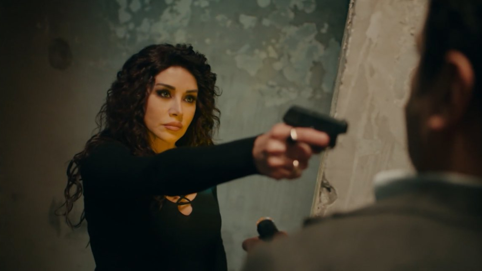 كاريس بشار في "تحت سابع أرض"