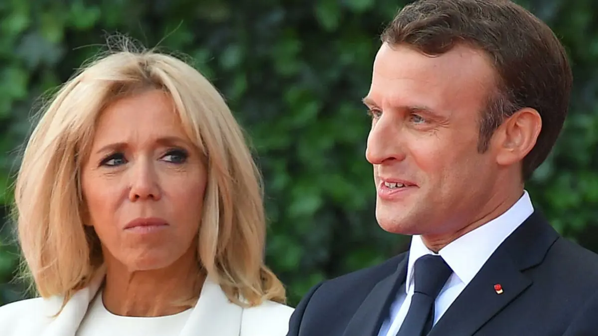زوجة الرئيس الفرنسي تقاضي امرأتين وصفتاها بالـ"متحولة جنسيًا"