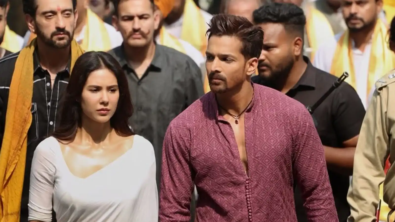 قصة فيلم "Ek Deewane Ki Deewaniyat" وتقييماته وإيراداته في شباك التذاكر