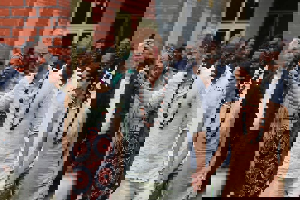48f6e638-d34b-435c-8ed6-53bfdb3d63ed