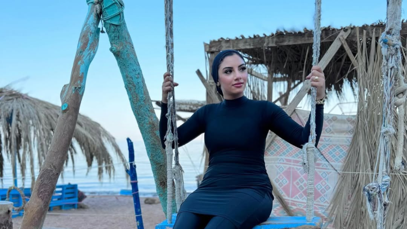 مشهورة السوشال ميديا أم خالد