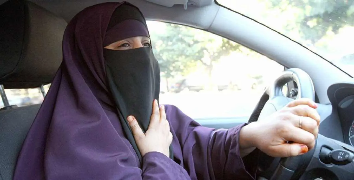 الإعلامية السعودية عزيزة العمراني تفارق الحياة "مقتولة" على يد زوجها