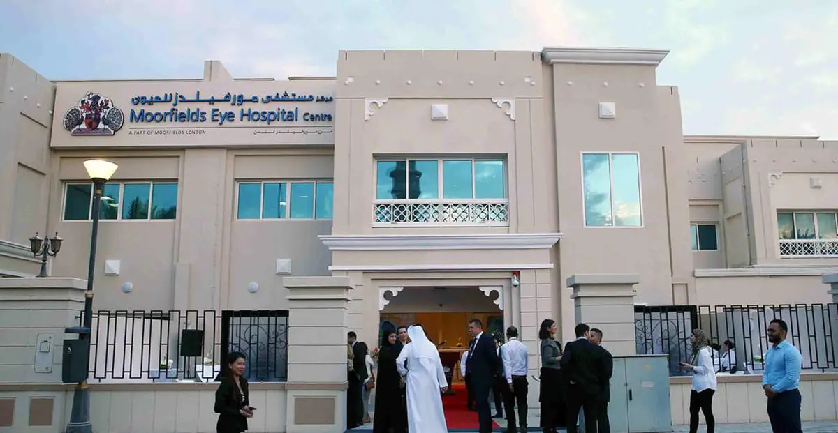 مستشفى مورفيلدز دبي للعيون: من العناية للرّعاية