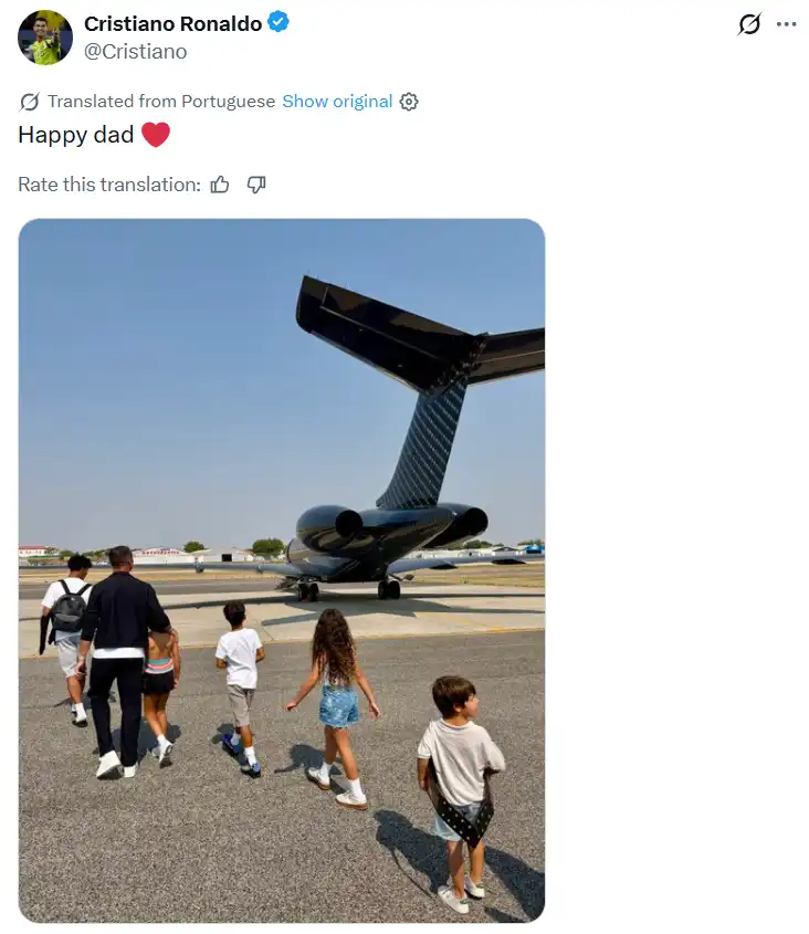 كريستيانو رونالدو ينشر صورة مع أبنائه