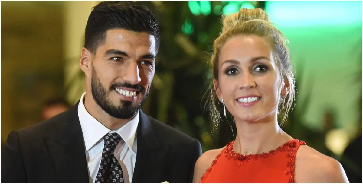 سواريز يحتفل بذكرى زواجه وسط حضور نجوم كرة القدم وزوجاتهم!