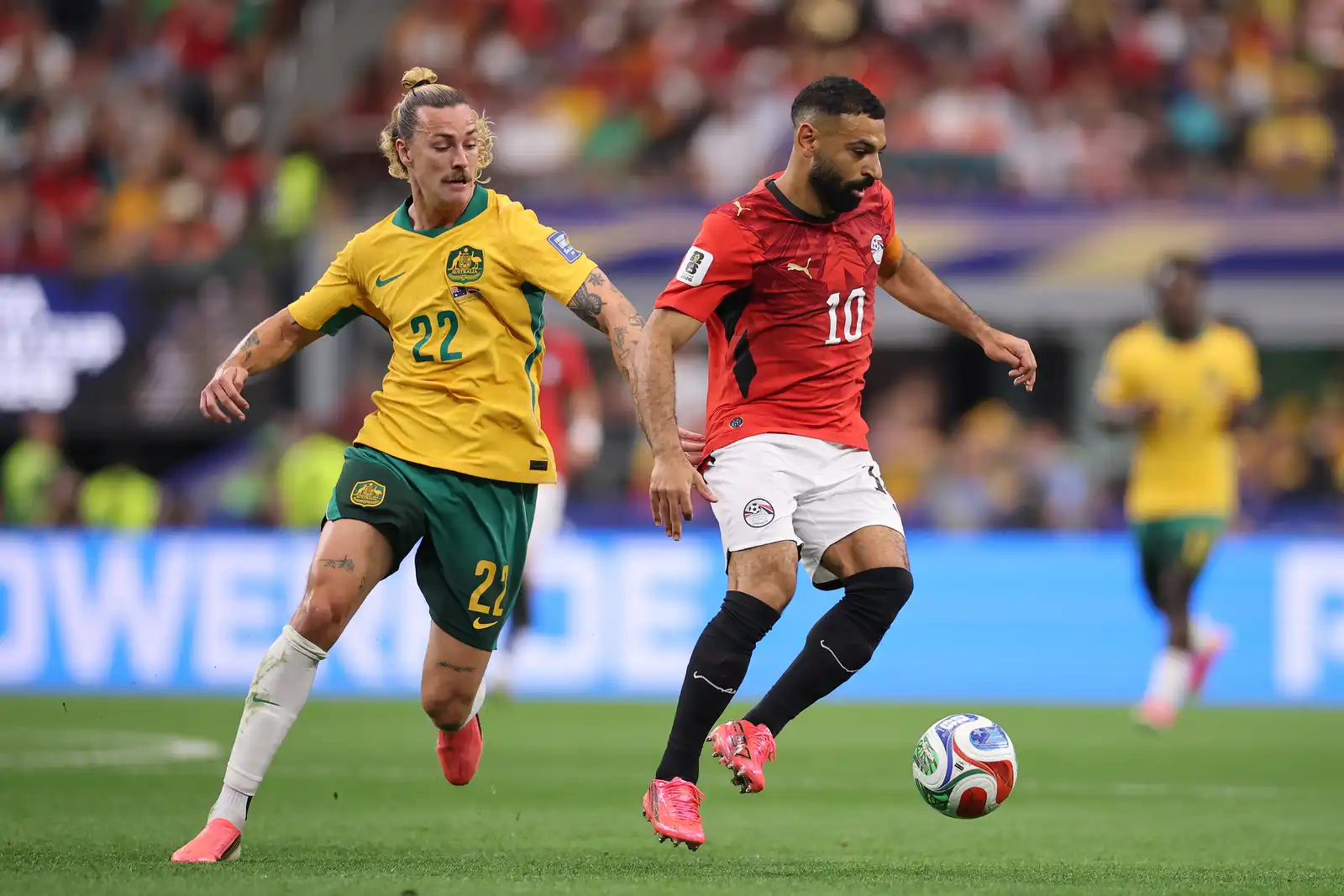 مصر تصنع التاريخ وتتأهل لأول مرة إلى ثمن النهائي في كأس العالم