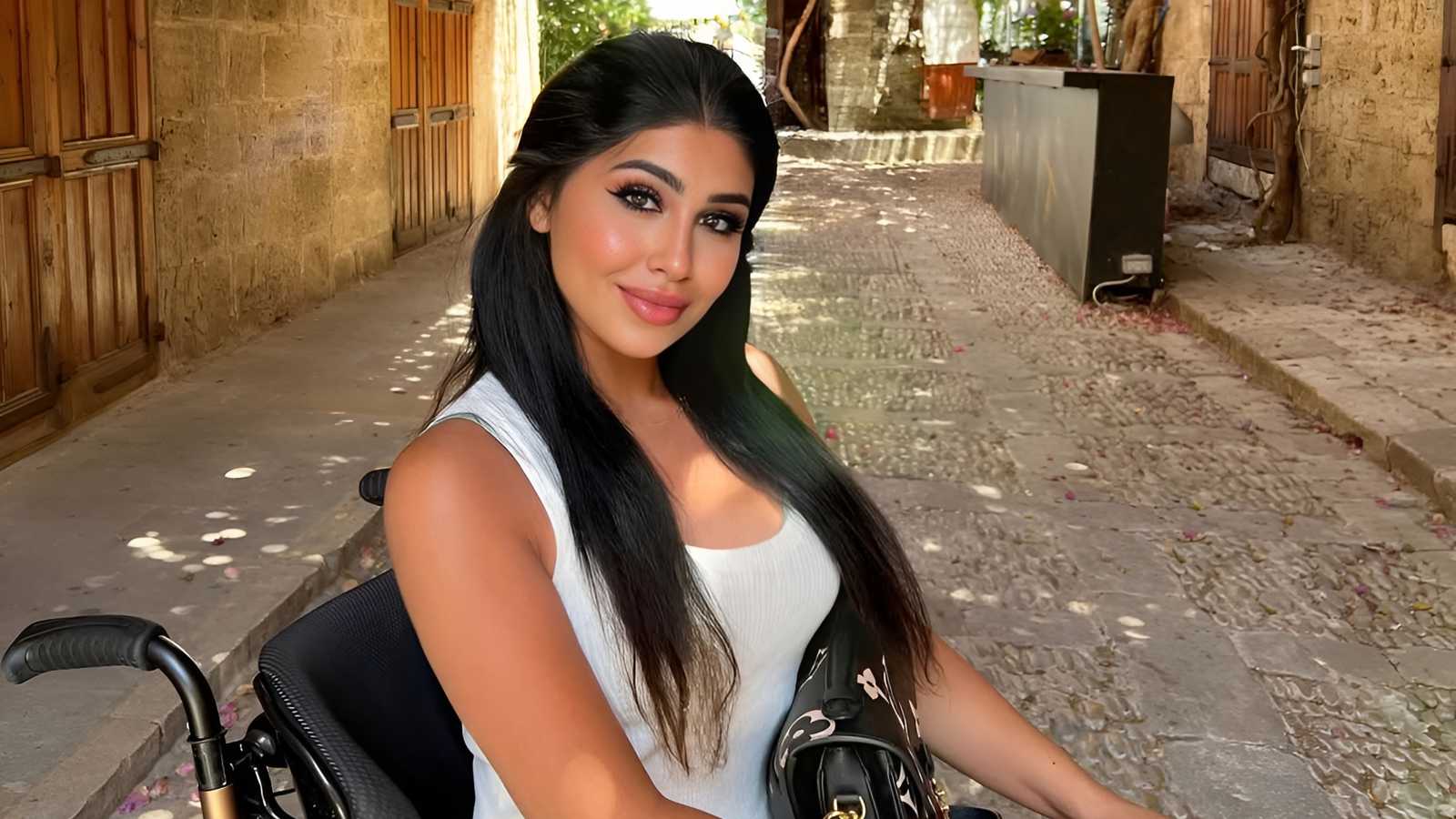 تفاعل معها الملايين.. جيسيكا طويل تمشي لأول مرة بعد 10 أعوام من الشلل