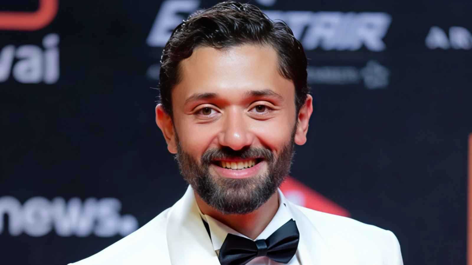كريم محمود عبد العزيز في مسلسل مملكة الحرير
